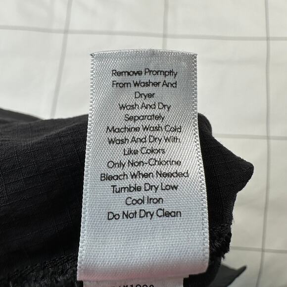 Athleta Shorts Womens 8 Black Mod Trekkie Zip Pocket Ripstop Pull On Athletic - Picture 6 of 11